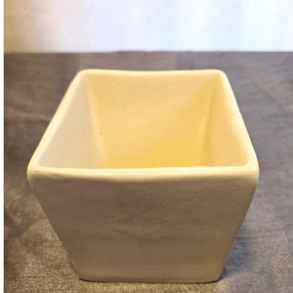 Haeger 3716 USA Ceramic Square Planter Pot Cream White - Picture 2 of 6